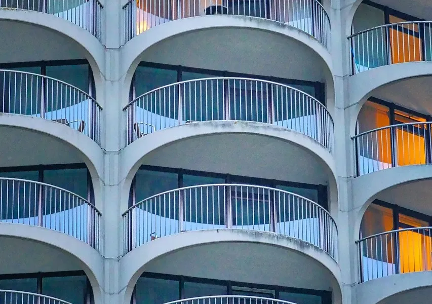 Vue sur la façade extérieure