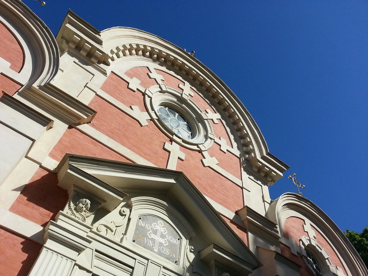 Restauration de la toiture de La Chapelle de Notre Dame de Lauzières à Nieul-sur-mer