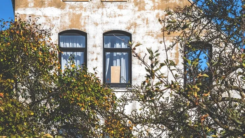 Extension et rénovation des façades d'une maison à La Rochelle